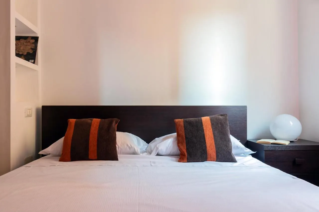 Fashion Apt In The Heart Of Navigli - Homeunity Milano Lägenhet